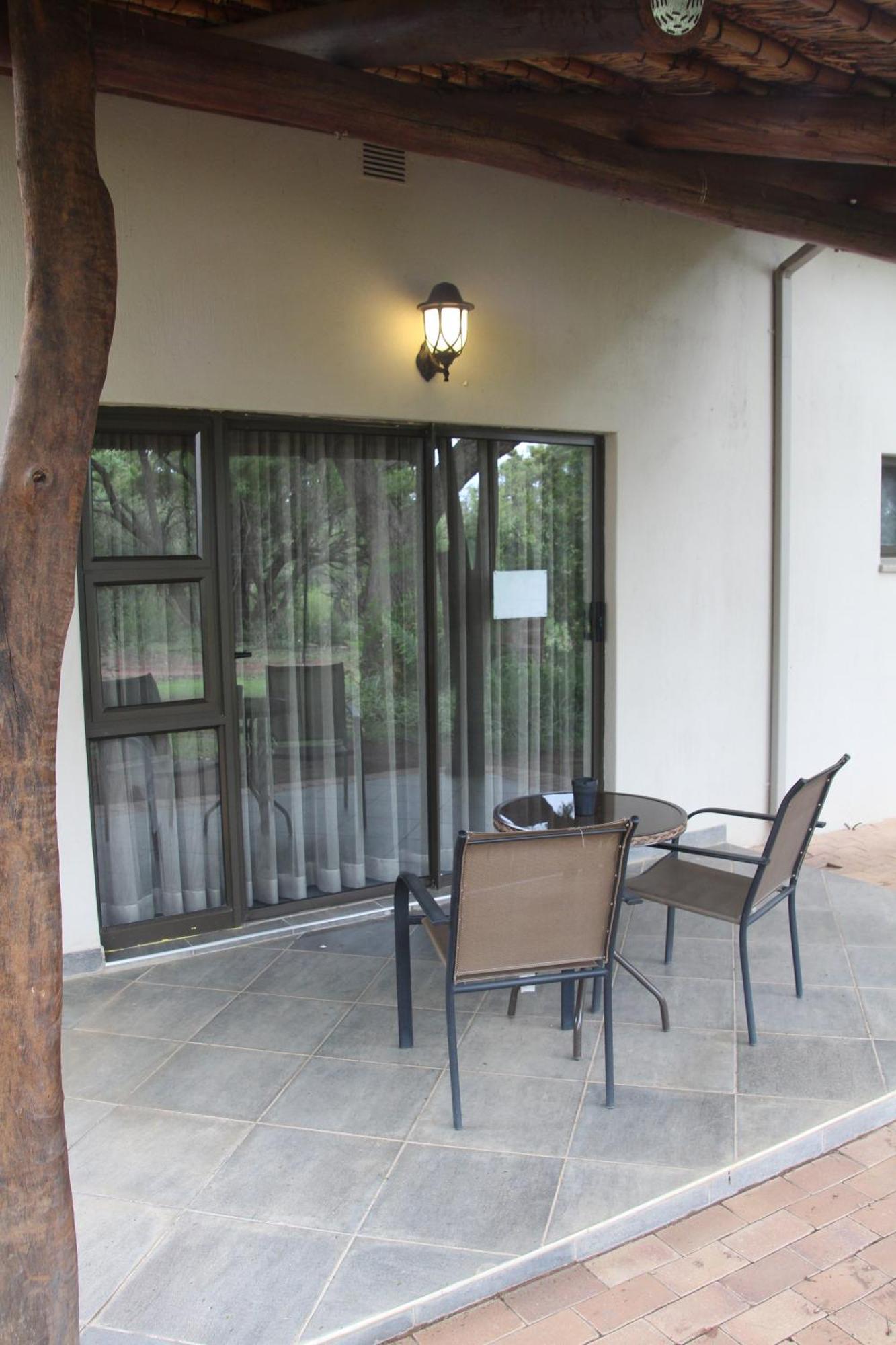 מודימול Bush Lovers Lodge חדר תמונה