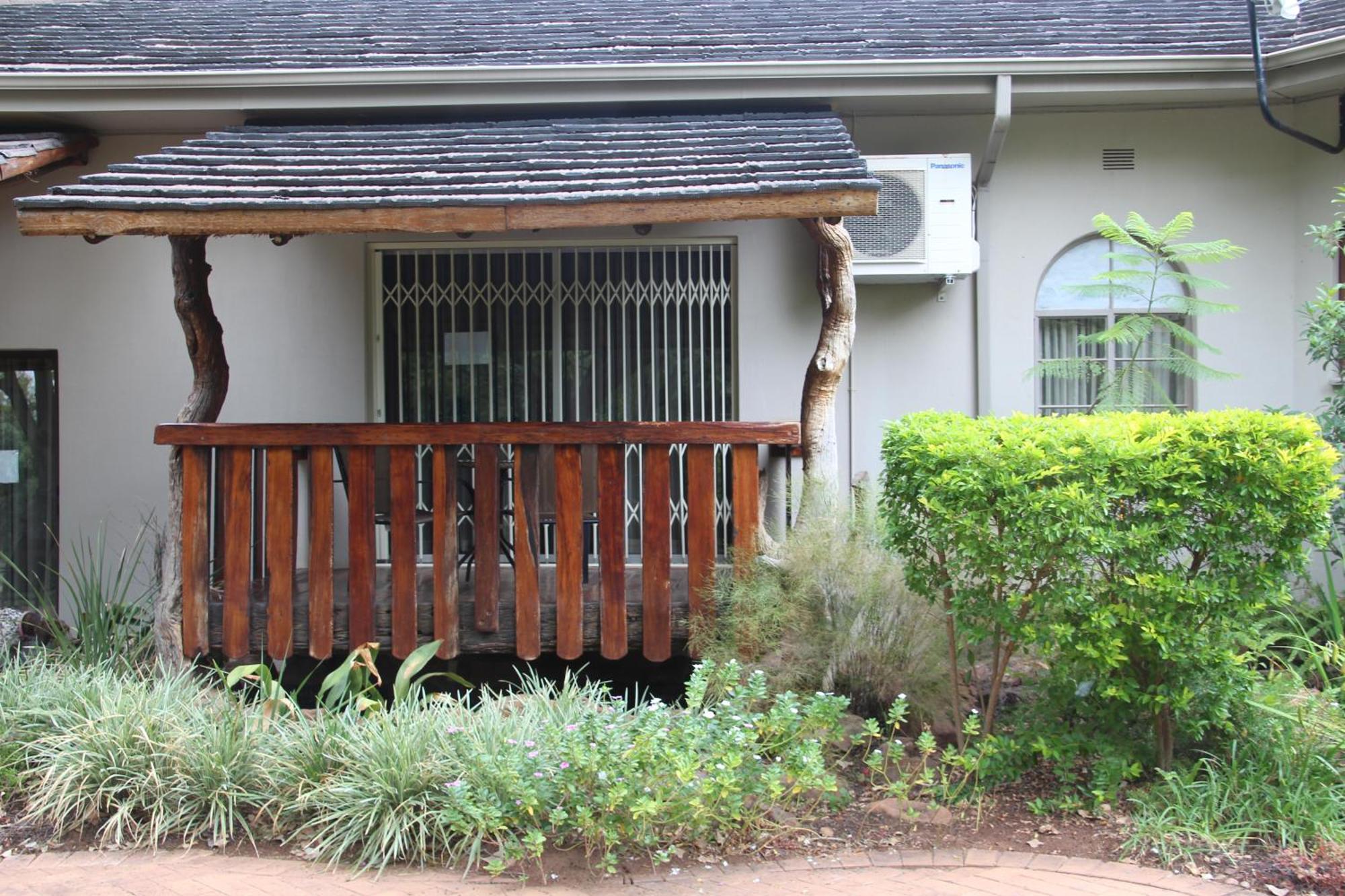 מודימול Bush Lovers Lodge חדר תמונה